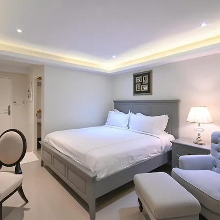 Sasha House Kaset-Nawamin Hotel